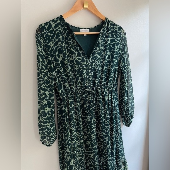 Olivia James Lydia Long Sleeve Ruffle Skirt Midi Dress in Geo Spot Lush, Small - Picture 2 of 6